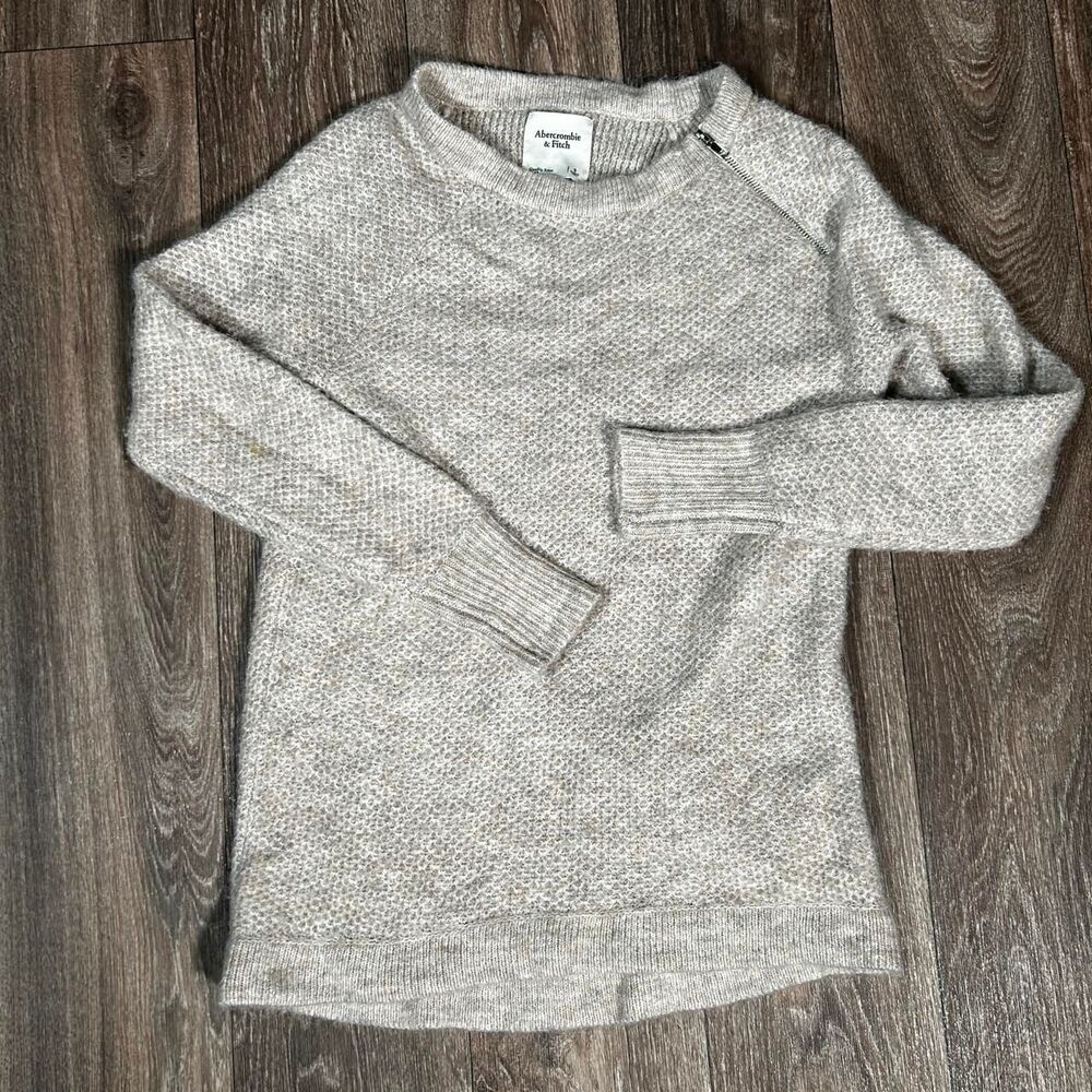Abercrombie & Fitch Asymmetric Zip Textured Pullover